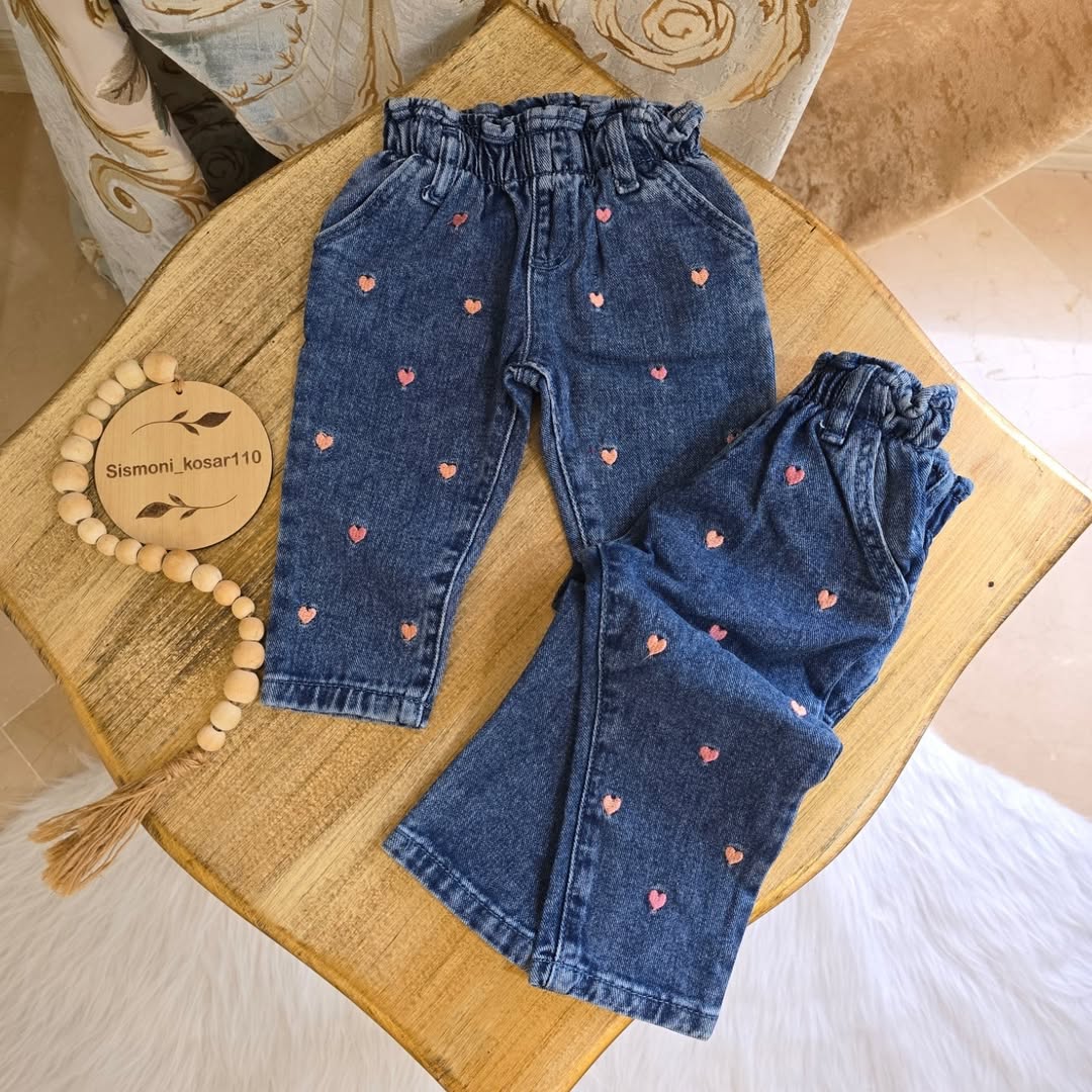 شلوار جین گلدوزی قلبی کد ۱۱۲